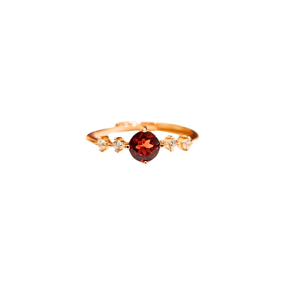 Lucky Clover garnet four-leaf clover ring