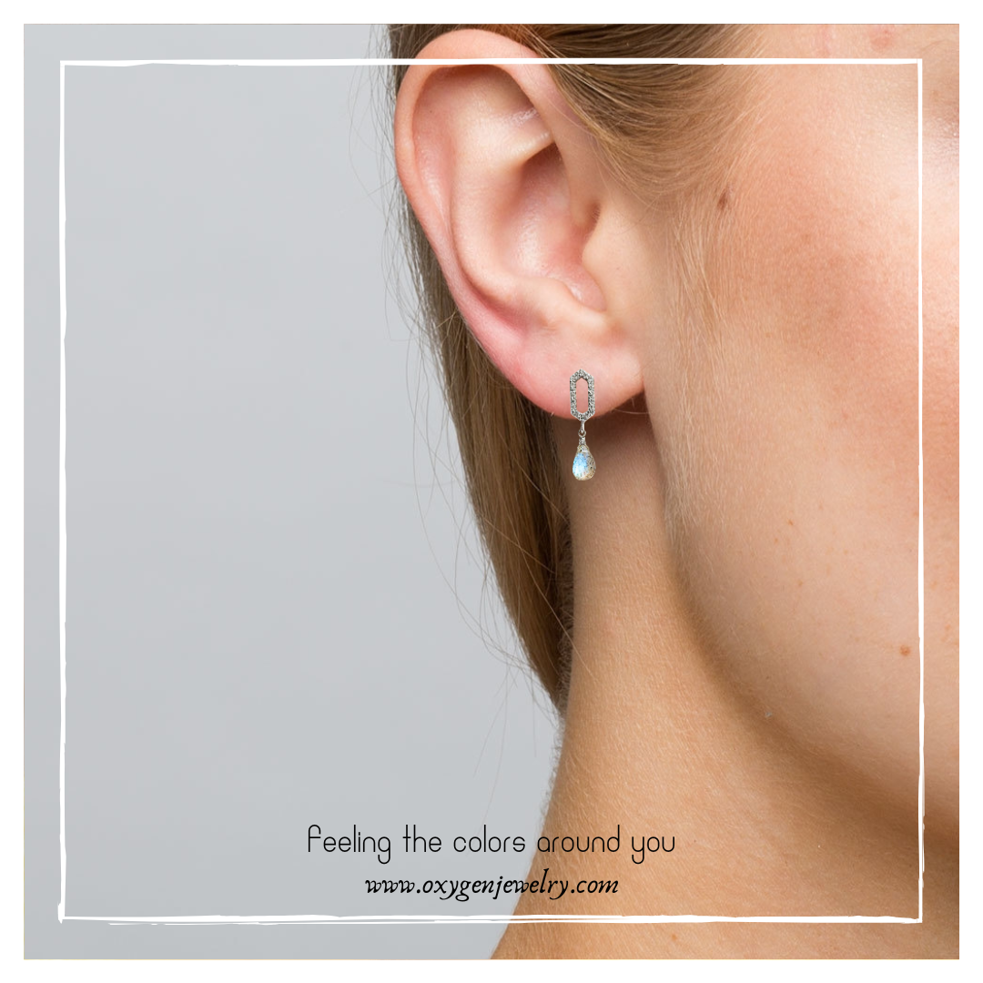 round feldspar stud earrings