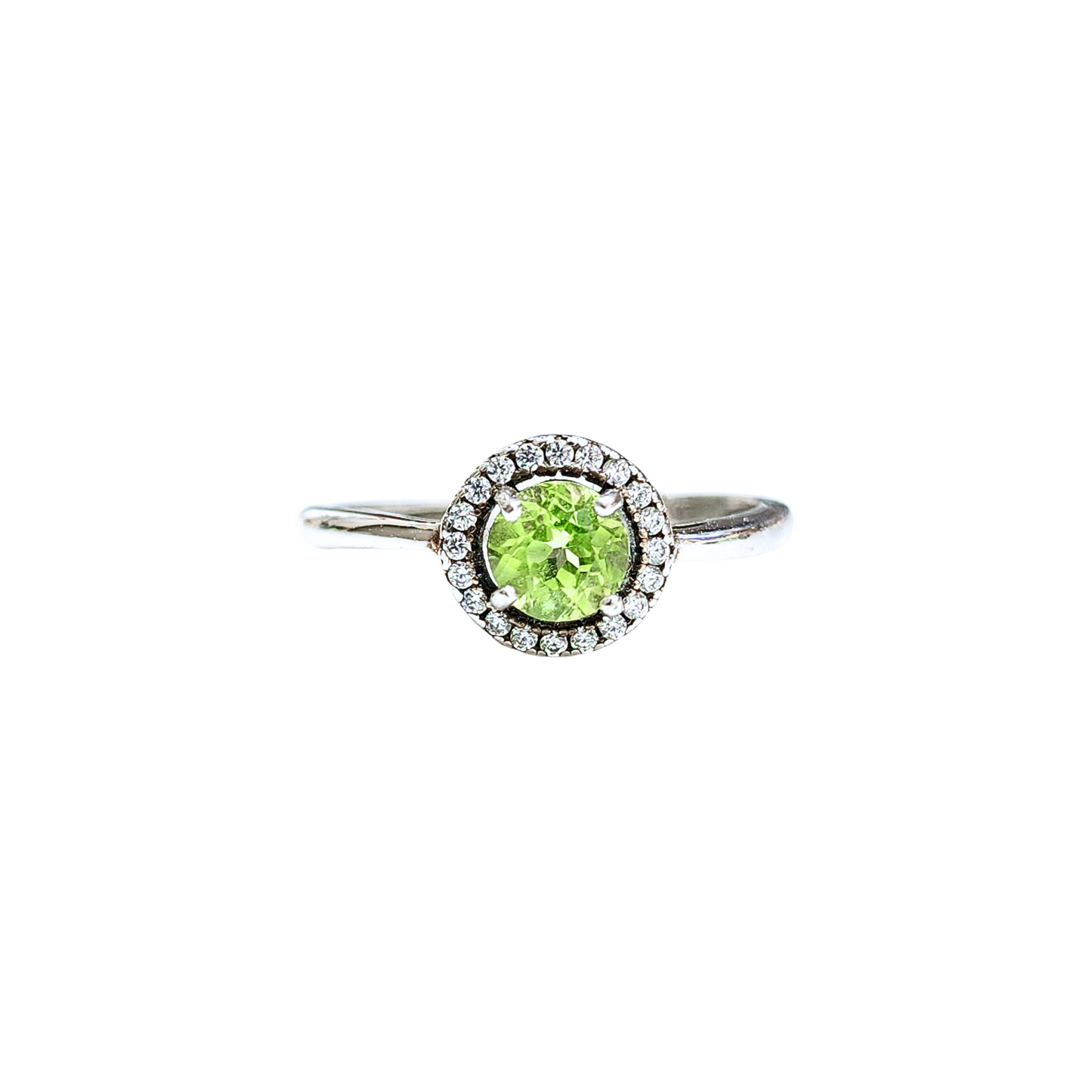 Lucky Clover peridot four-leaf clover ring