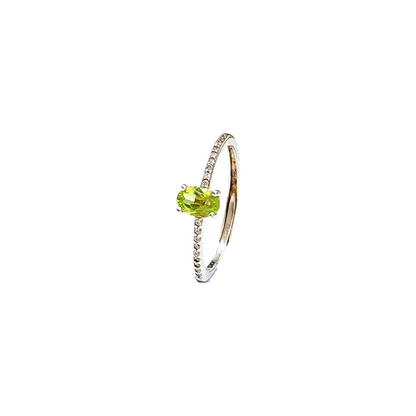 Lucky Clover peridot four-leaf clover ring