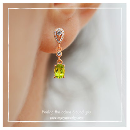 Round peridot stone earrings