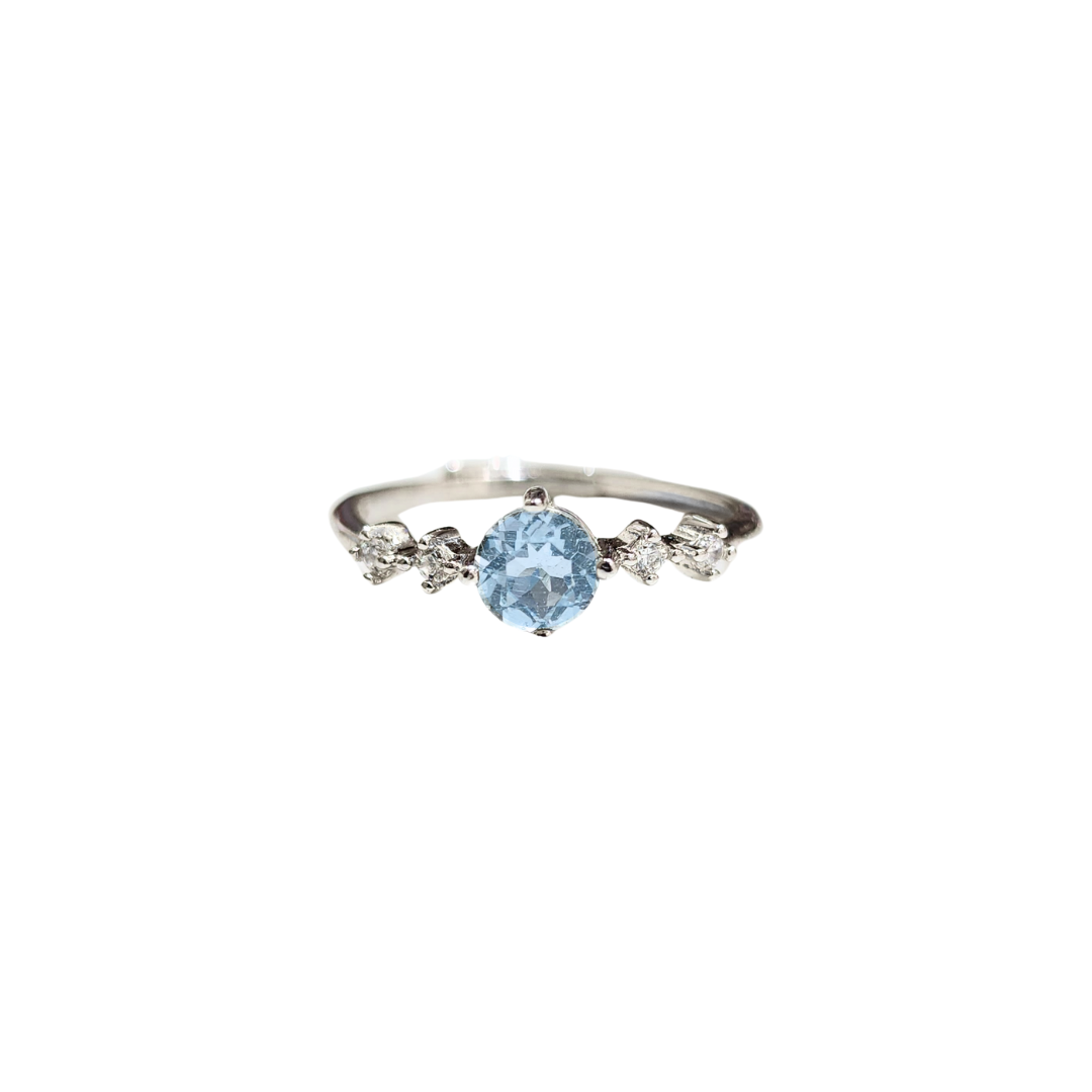 Lucky Clover sky blue topaz four-leaf clover ring