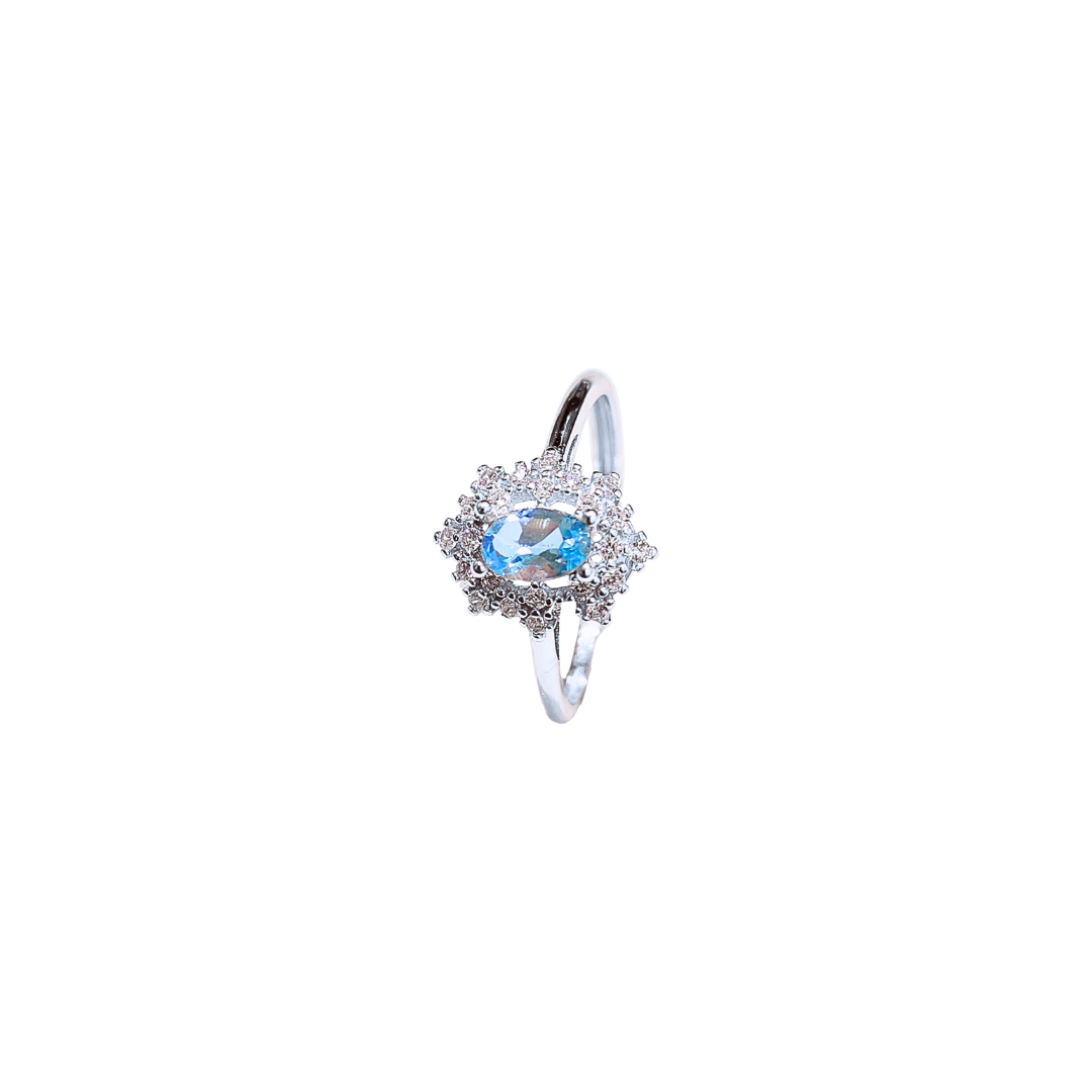 Lucky Clover sky blue topaz four-leaf clover ring