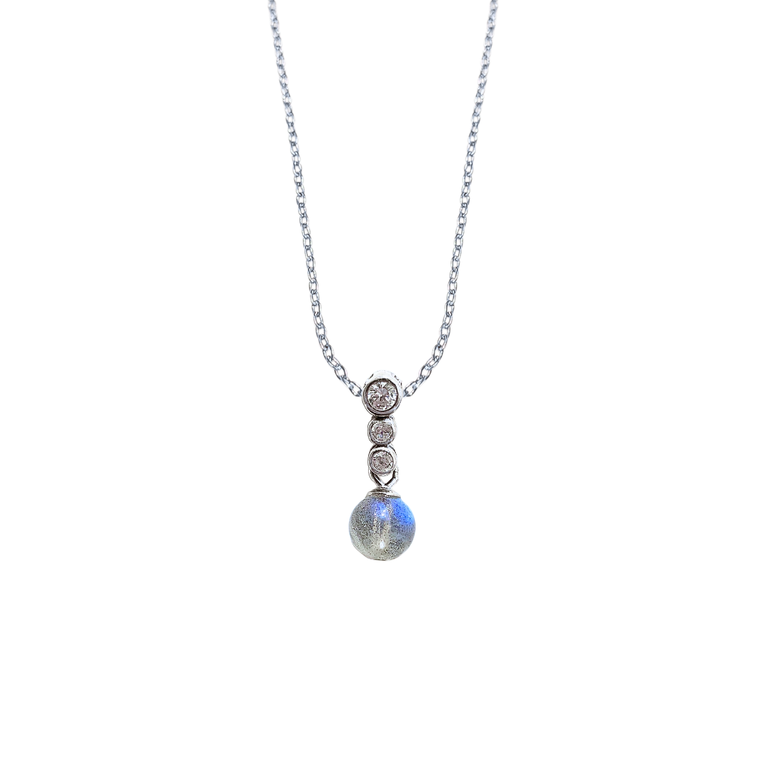 Lucky Clover labradorite four-leaf clover necklace