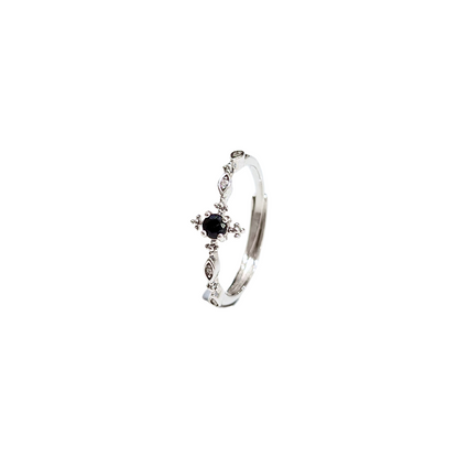 Lucky Clover black spinel four-leaf clover ring