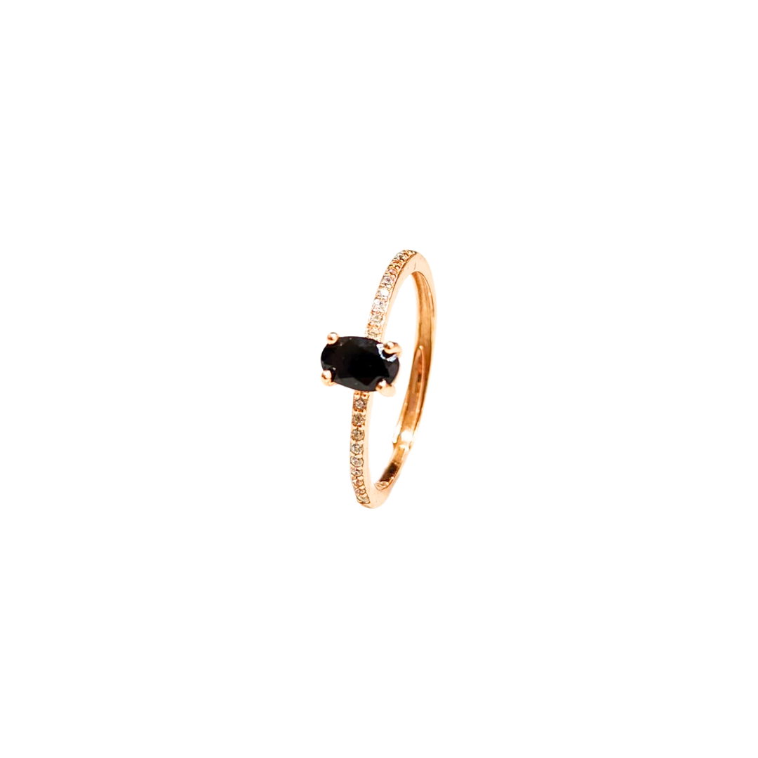 Lucky Clover black spinel four-leaf clover ring