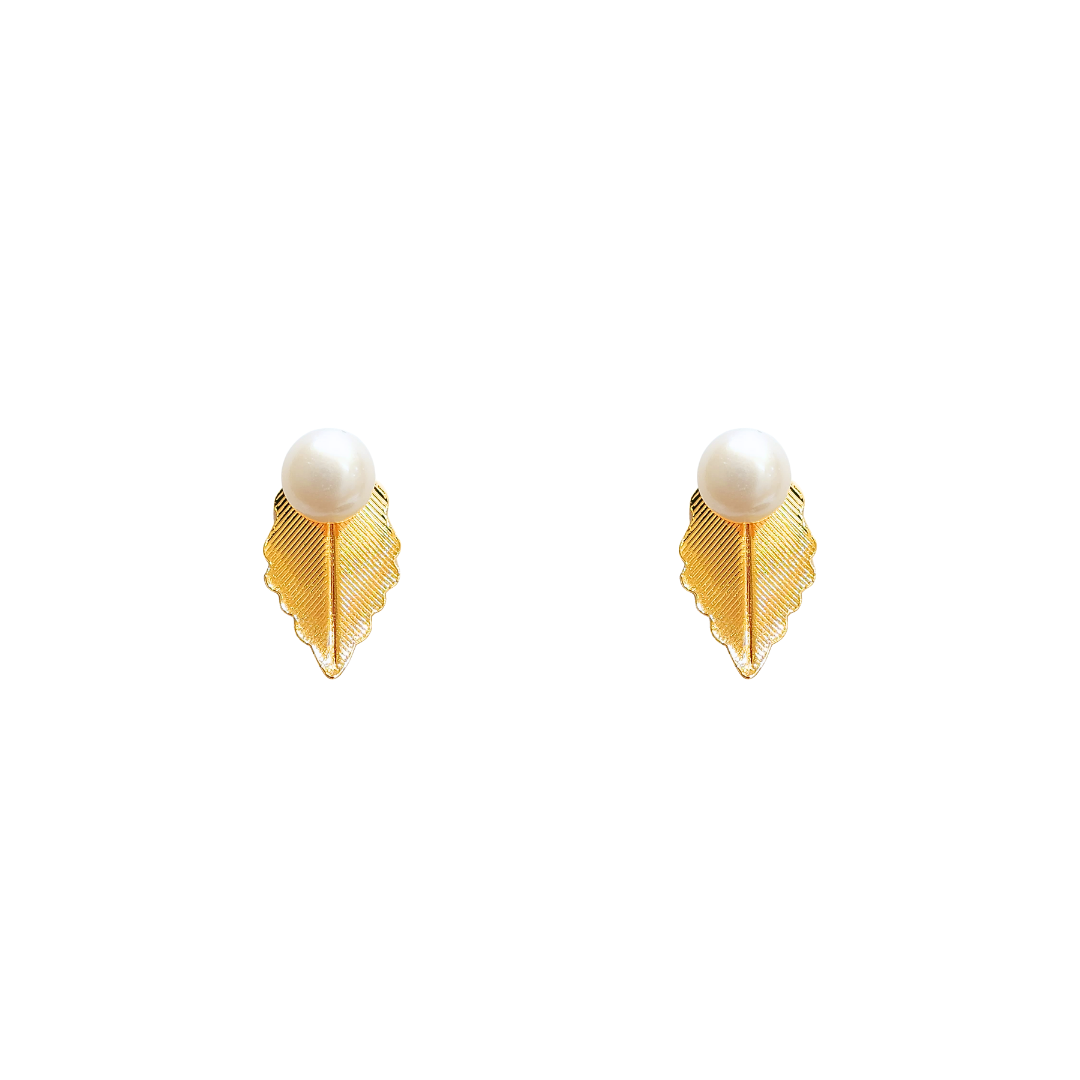 Freshwater Pearl (White) Stud Earrings