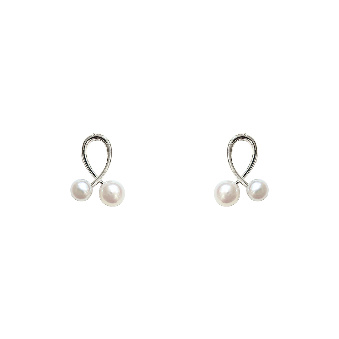 Freshwater Pearl (White) Stud Earrings